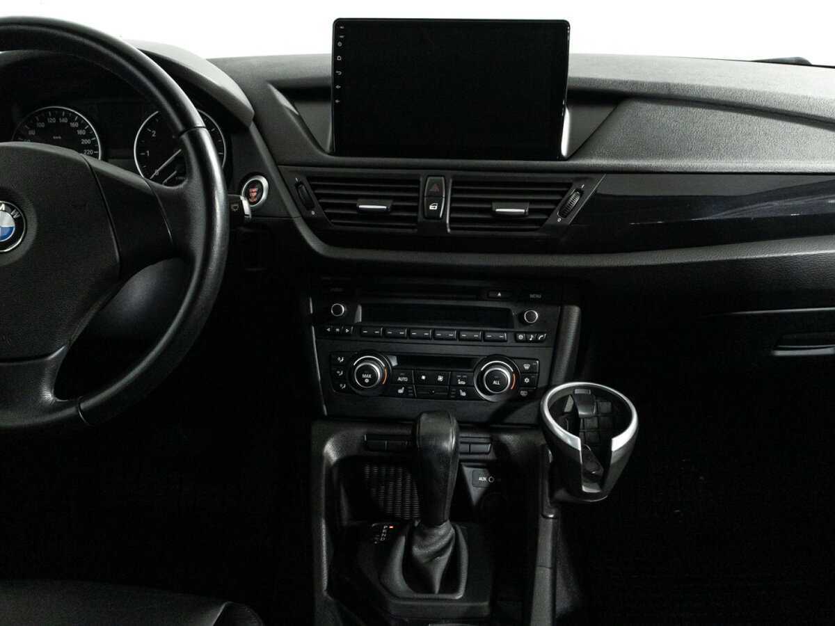 BMW X1 18i, 2010 Фото №14