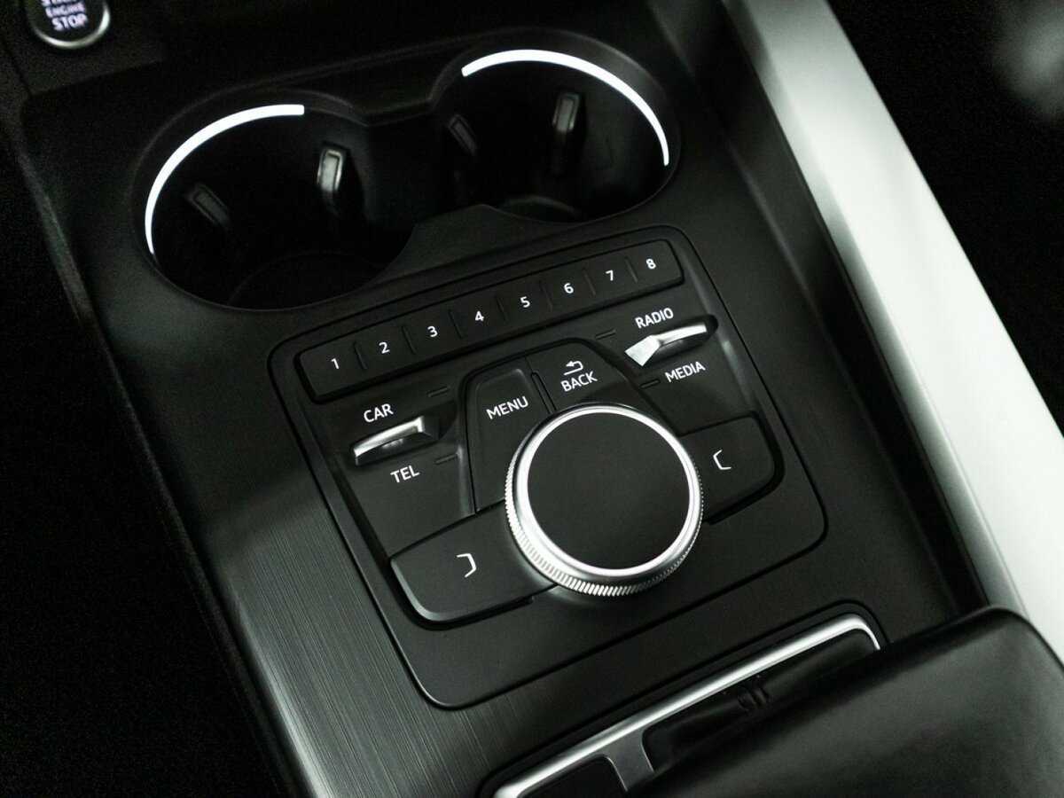 Audi A4, 2017 Фото №17