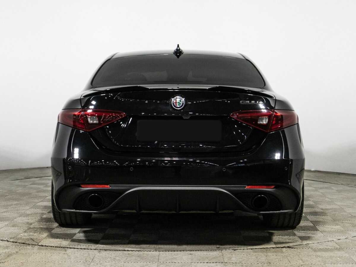 Alfa Romeo Giulia, 2019 Фото №6