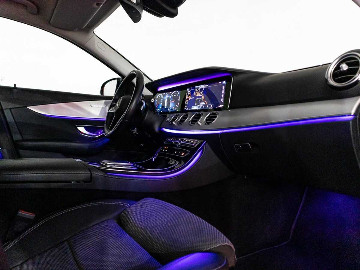 Mercedes-Benz E-Класс 220 d, 2020 Фото №20