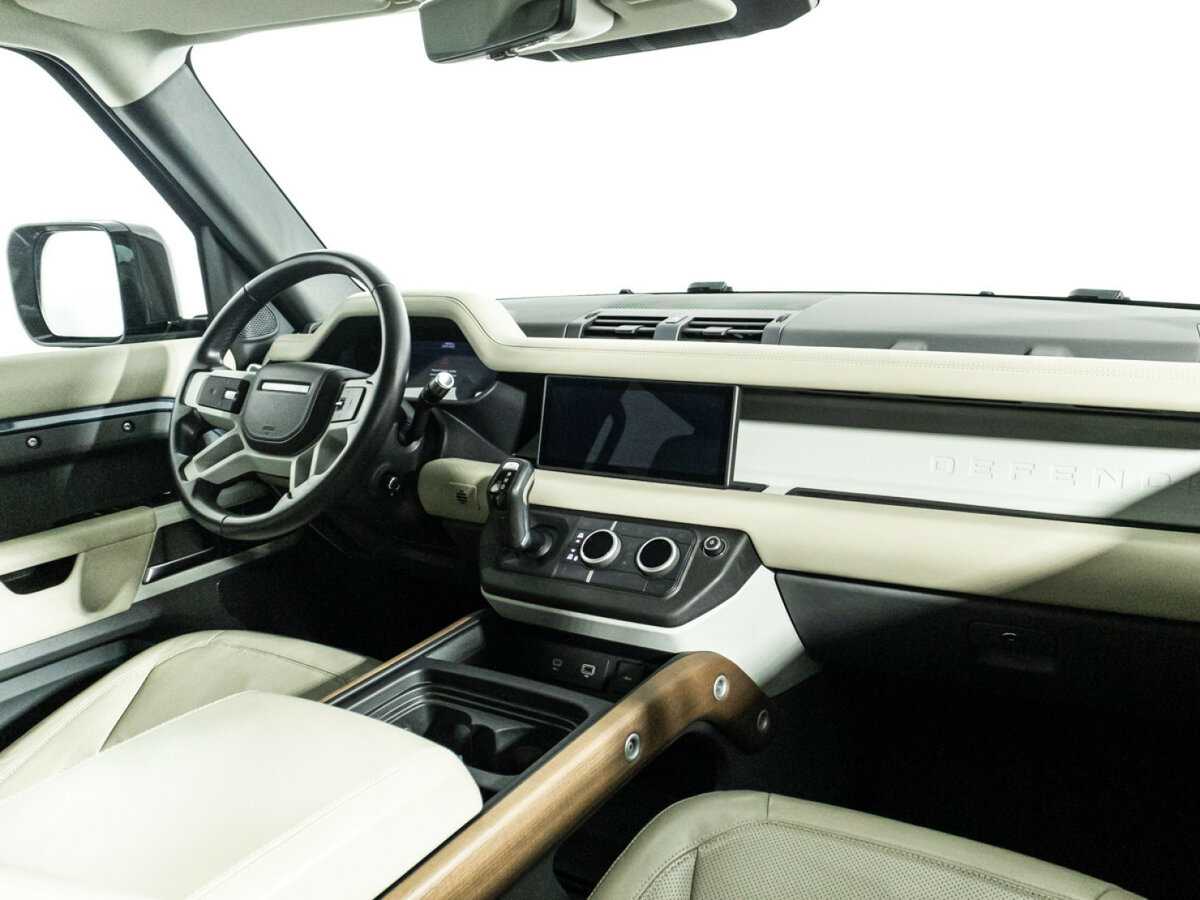 Land Rover Defender 110, 2020 Фото №9