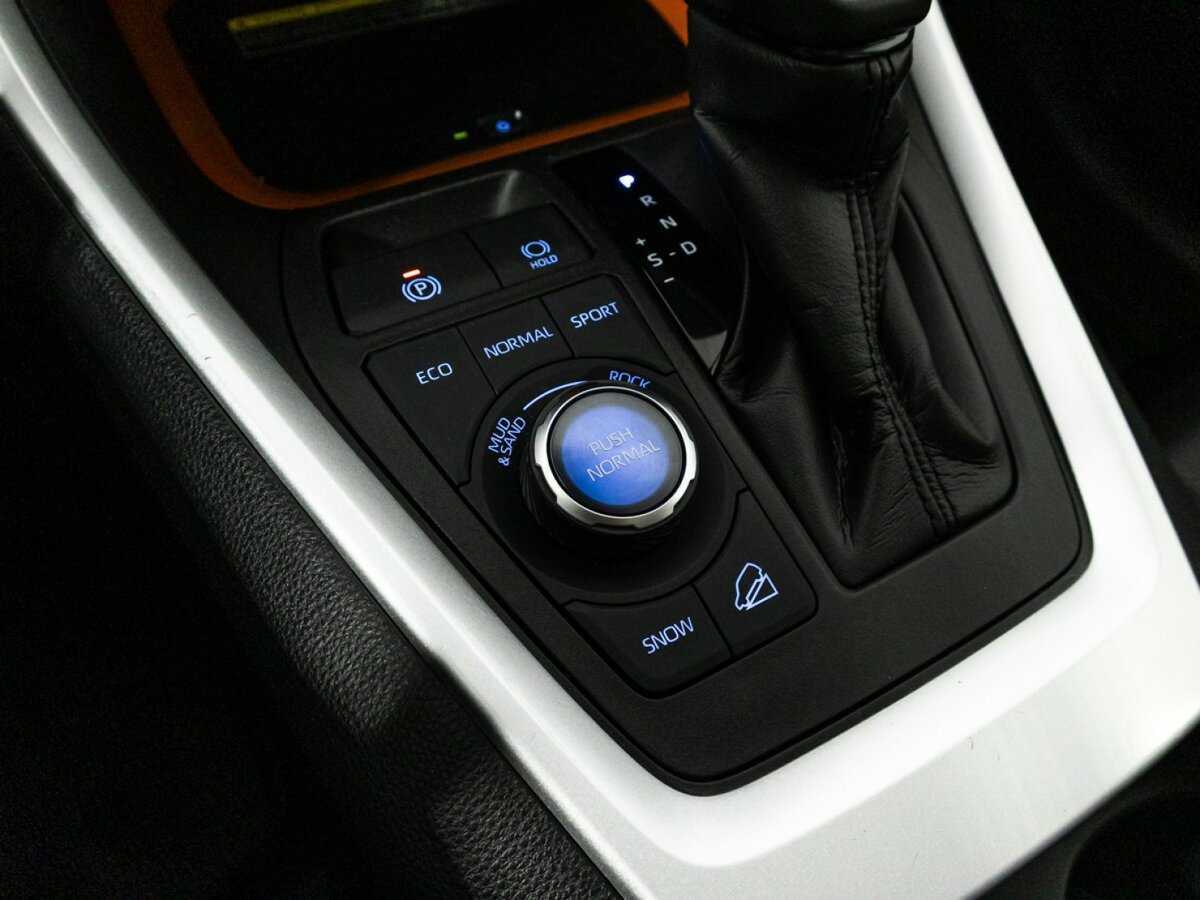 Toyota RAV4, 2019 Фото №20