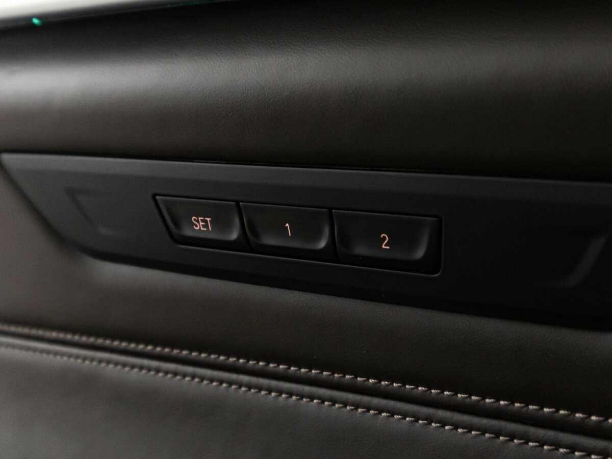 BMW 5 серии 530d xDrive, 2019 Фото №18