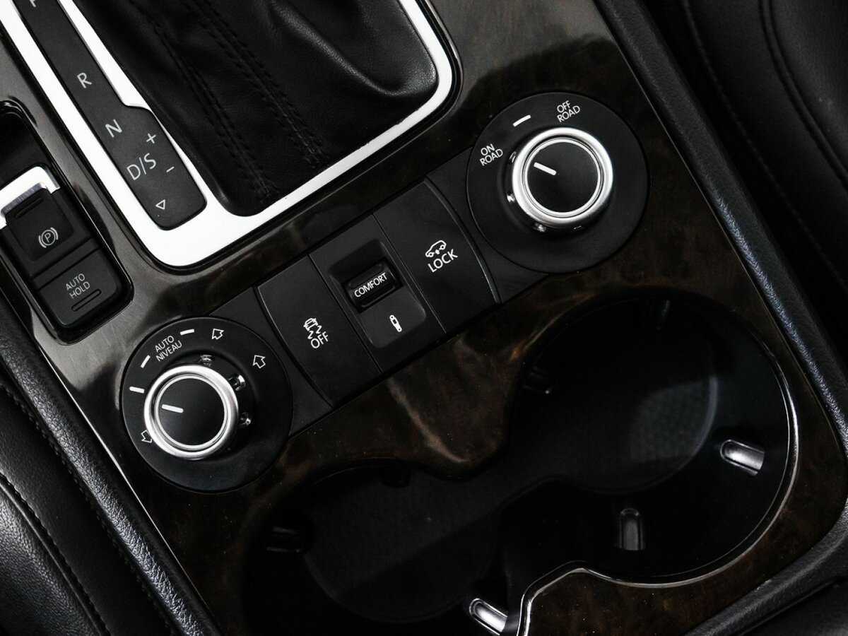 Volkswagen Touareg, 2012 Фото №12