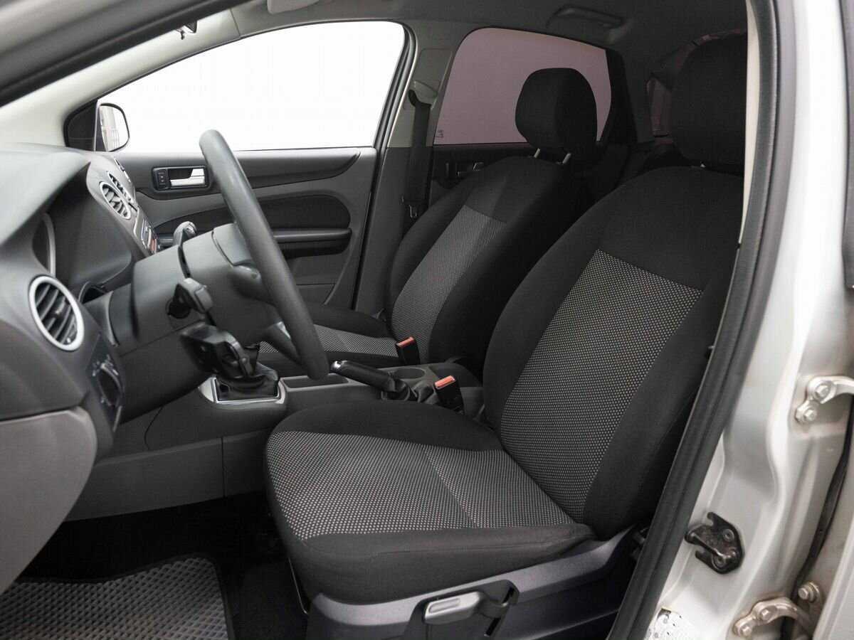 Ford Focus, 2011 Фото №9