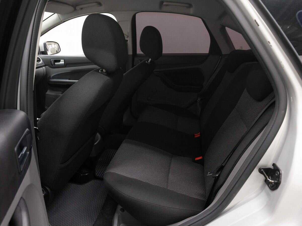 Ford Focus, 2011 Фото №10