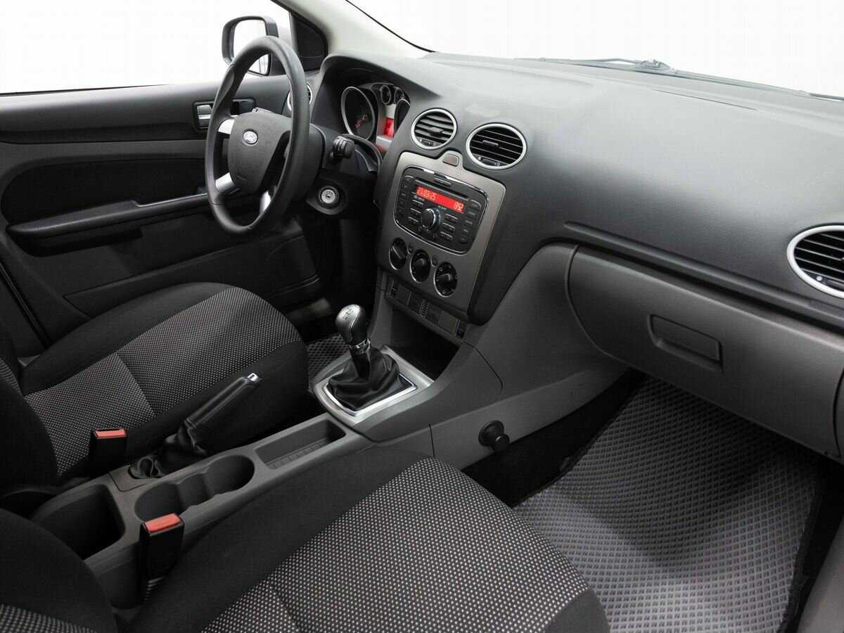 Ford Focus, 2011 Фото №12