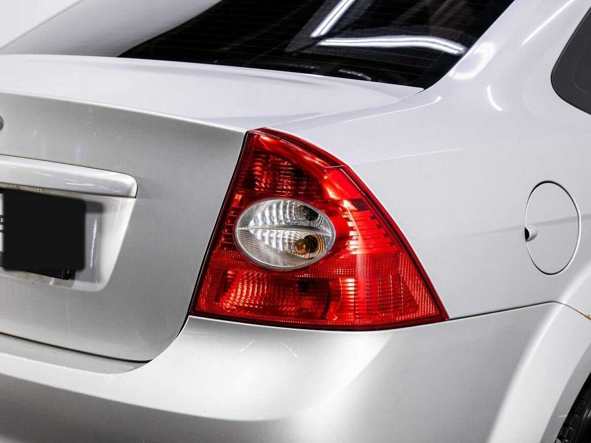 Ford Focus, 2011 Фото №19