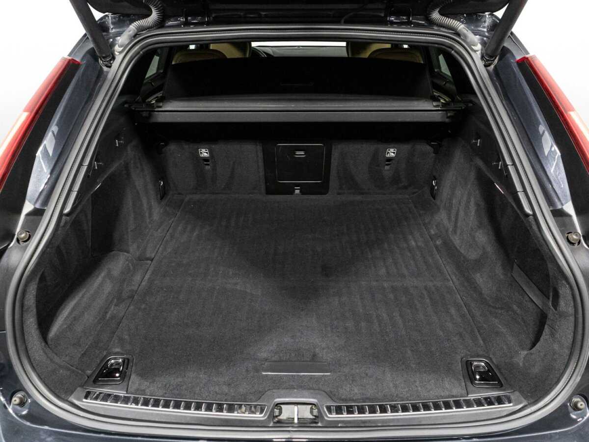 Volvo V90 Cross Country, 2019 Фото №15