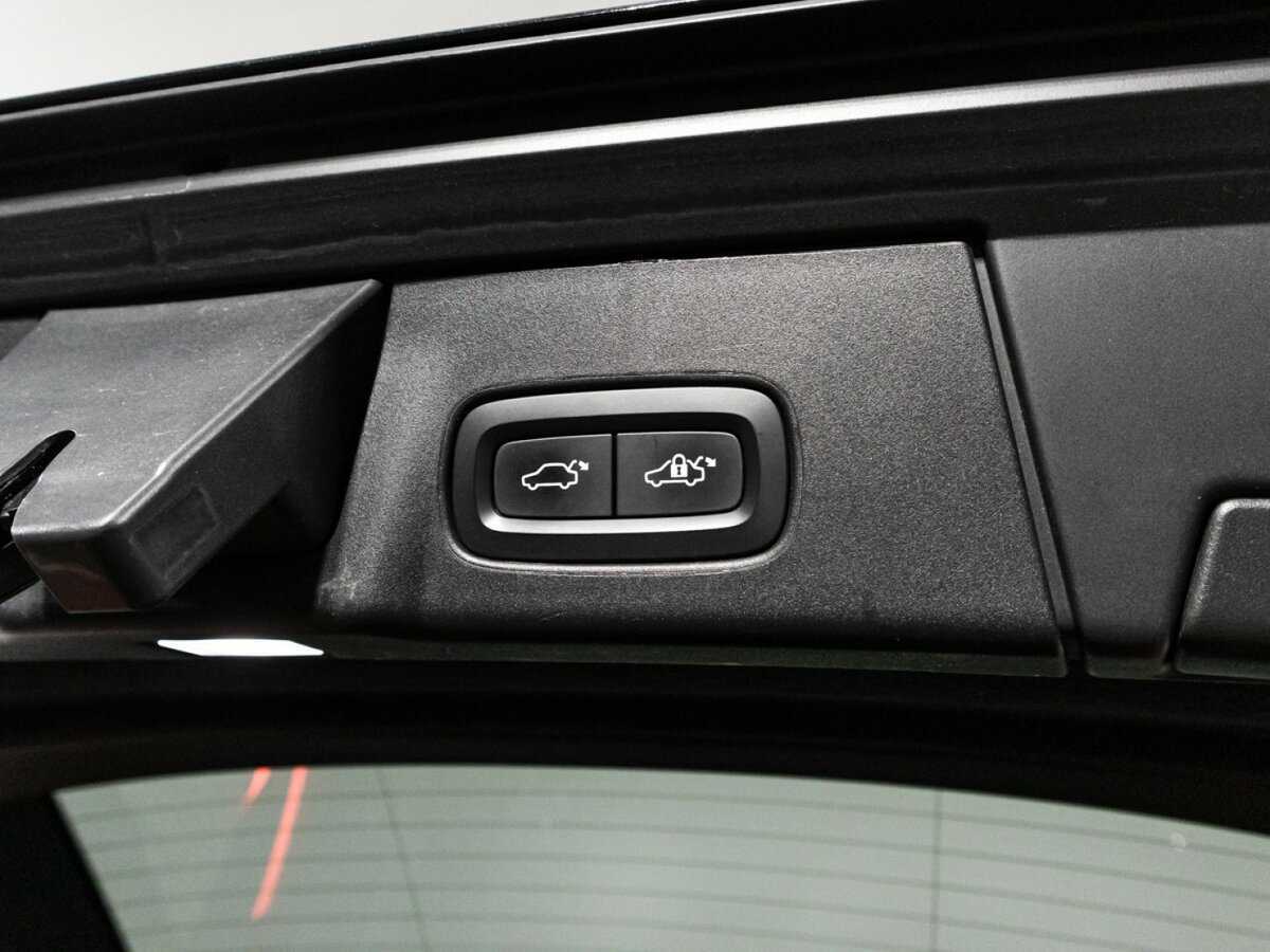 Volvo V90 Cross Country, 2019 Фото №16