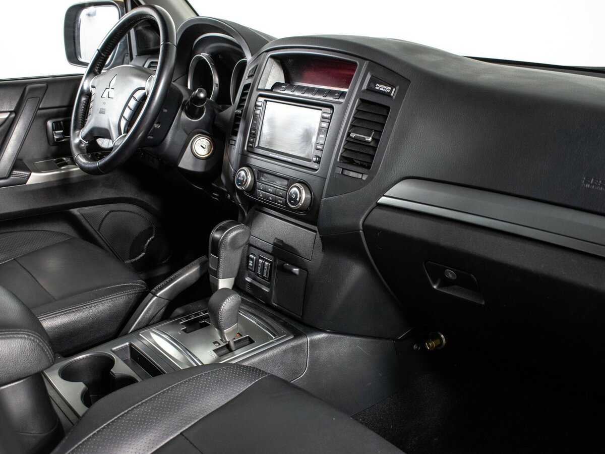 Mitsubishi Pajero, 2011 Фото №9