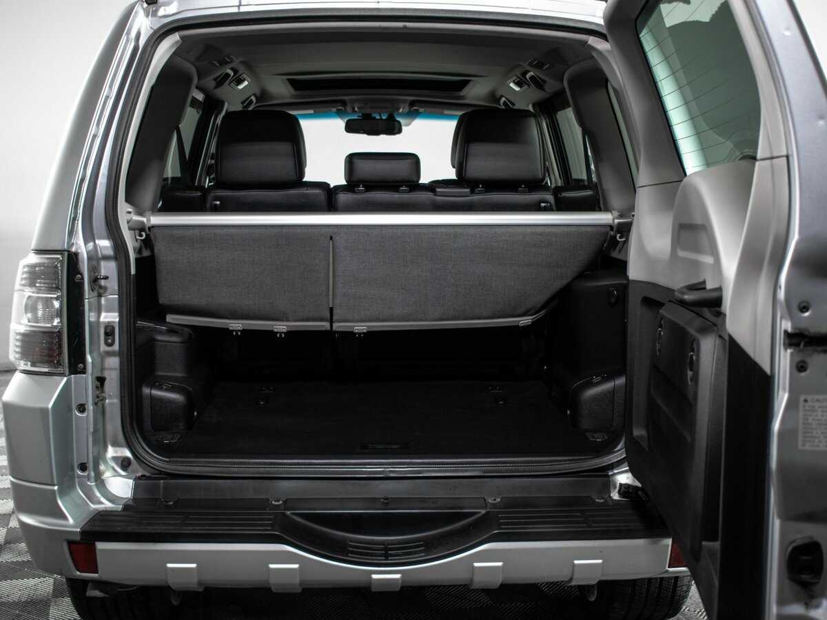 Mitsubishi Pajero, 2011 Фото №16