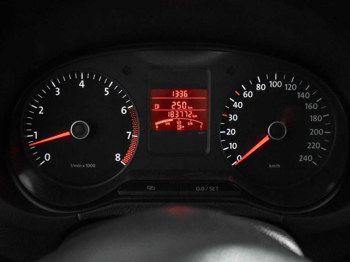 Volkswagen Polo, 2011 Фото №17