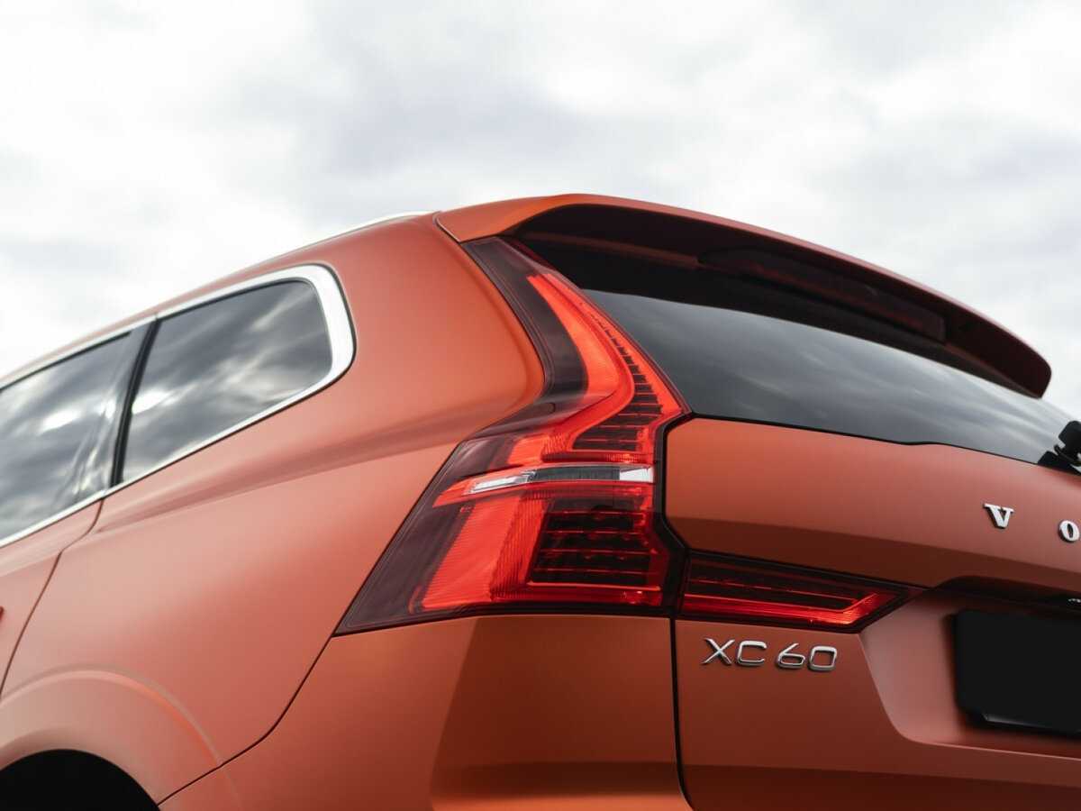 Volvo XC60, 2019 Фото №10