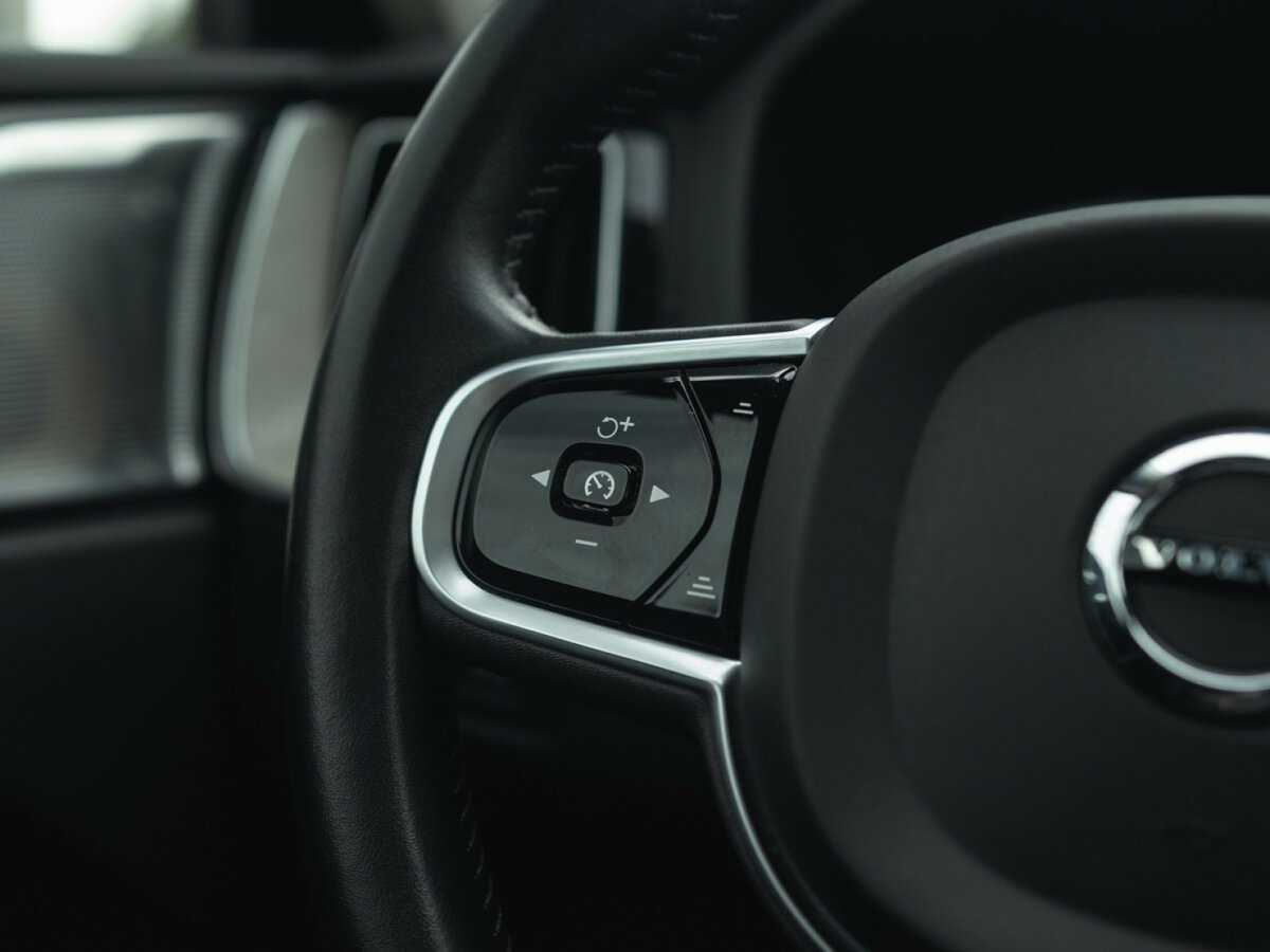 Volvo XC60, 2019 Фото №30
