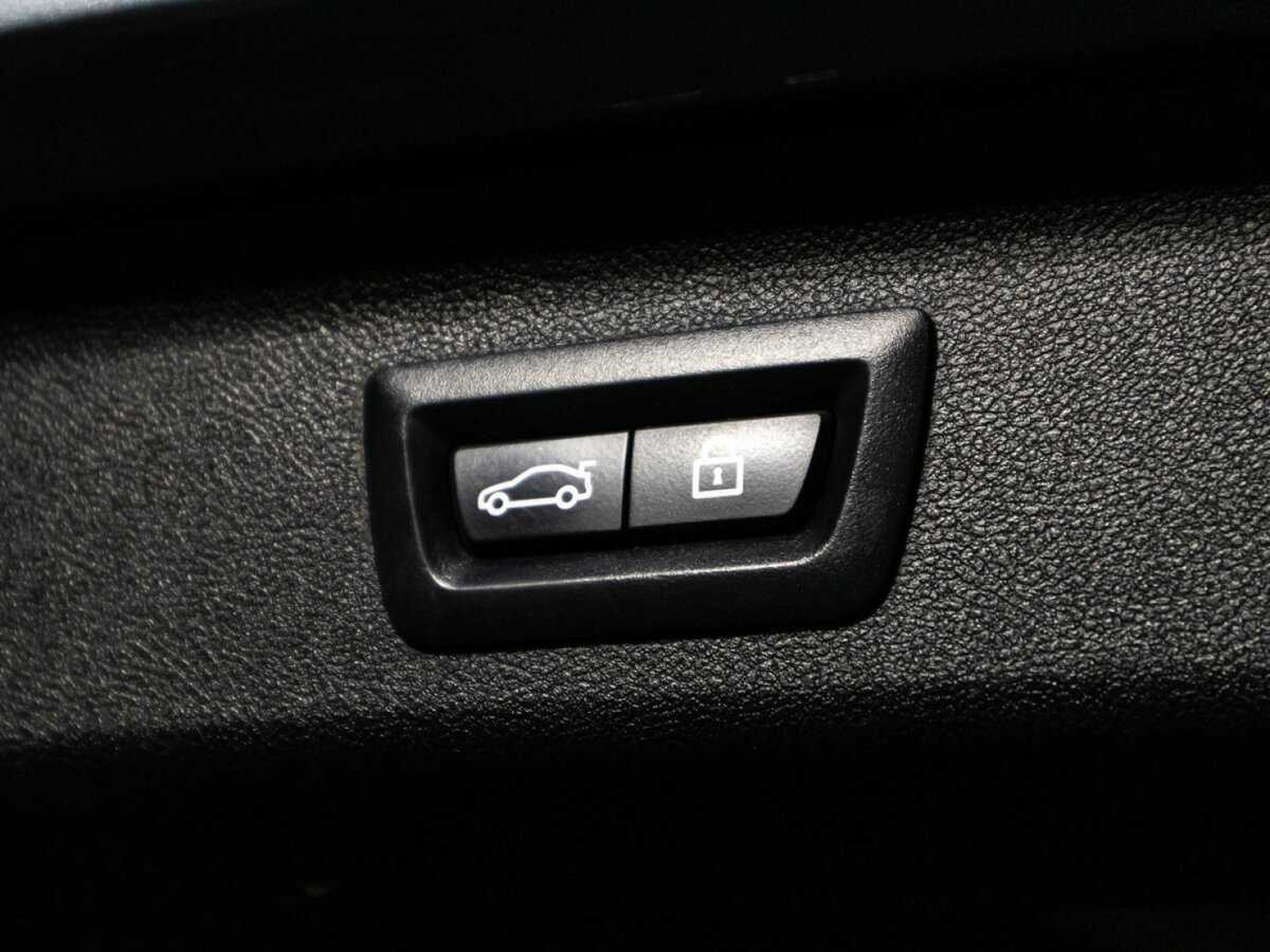 BMW 5 серии 530i xDrive, 2018 Фото №13