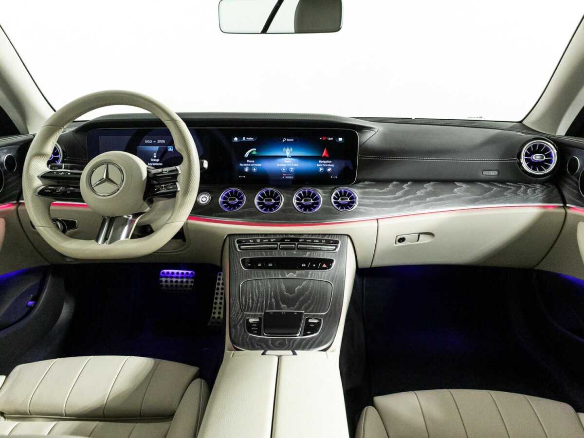 Mercedes-Benz E-Класс 200, 2020 Фото №11