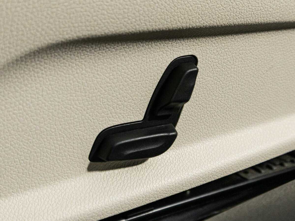 Mercedes-Benz E-Класс 200, 2020 Фото №18