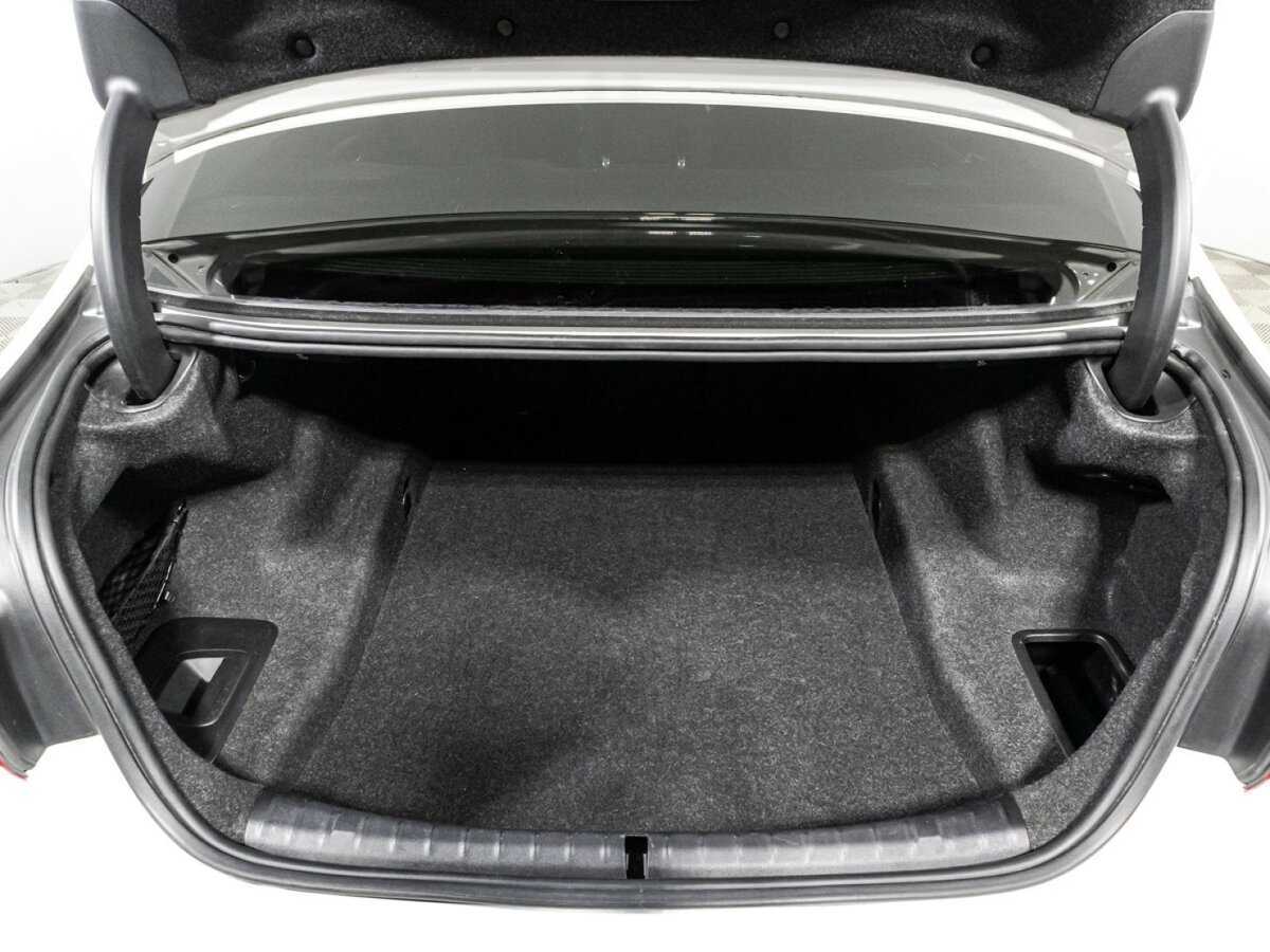 BMW 5 серии 520d xDrive, 2019 Фото №15