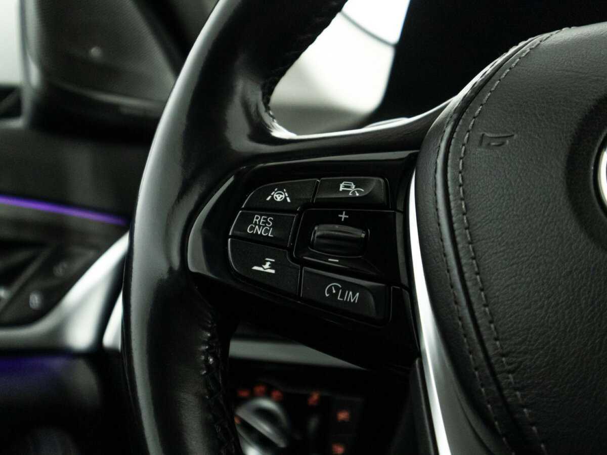 BMW 5 серии 520d xDrive, 2019 Фото №27