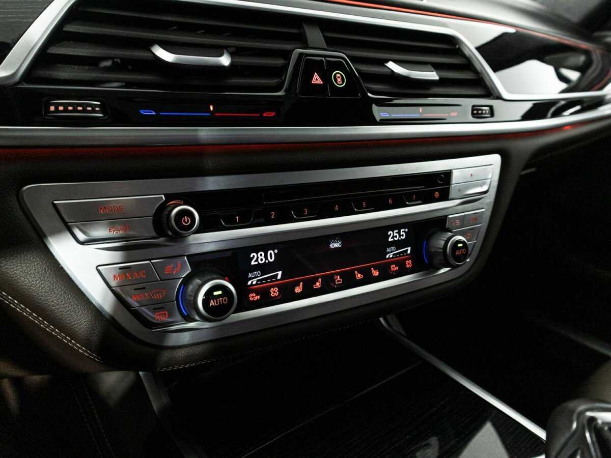 BMW 7 серии 730d xDrive, 2018 Фото №21