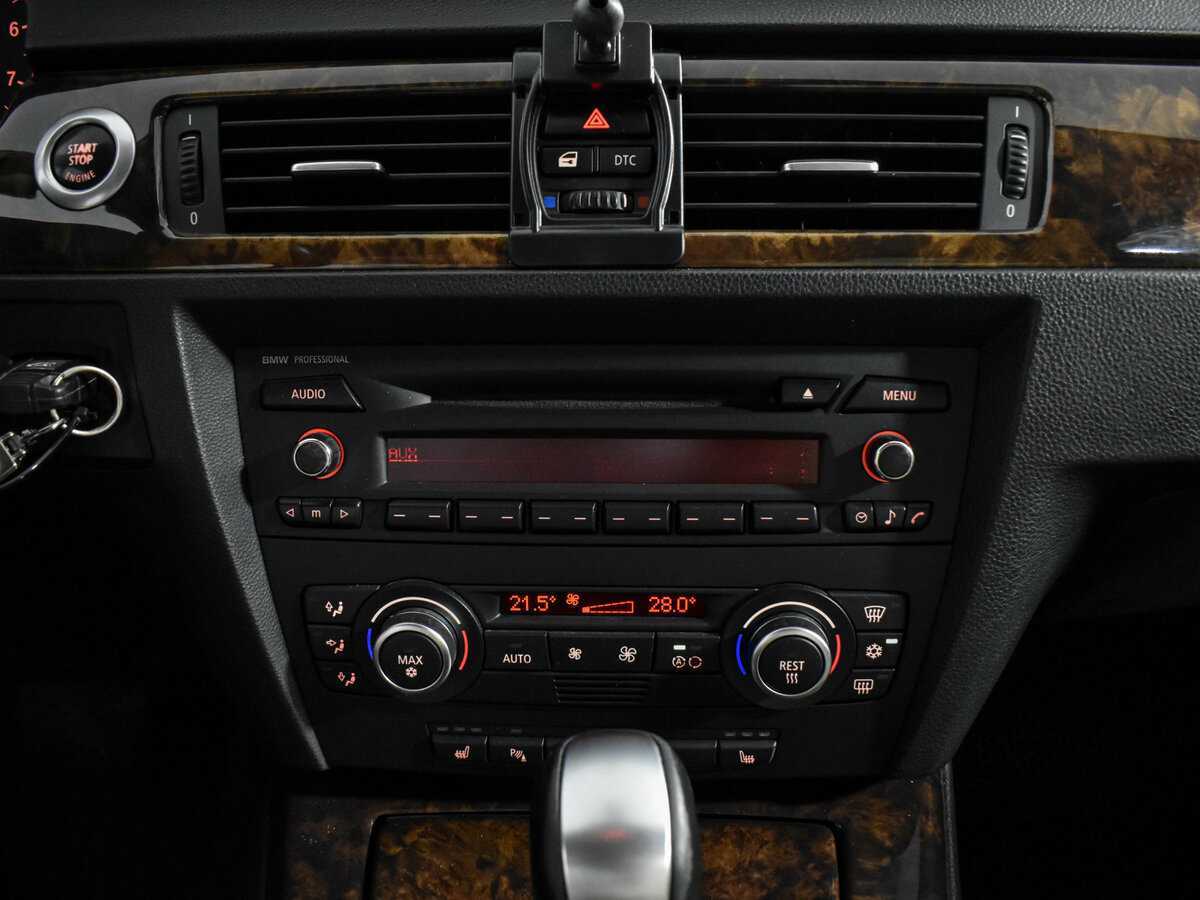 BMW 3 серии 325i, 2007 Фото №16