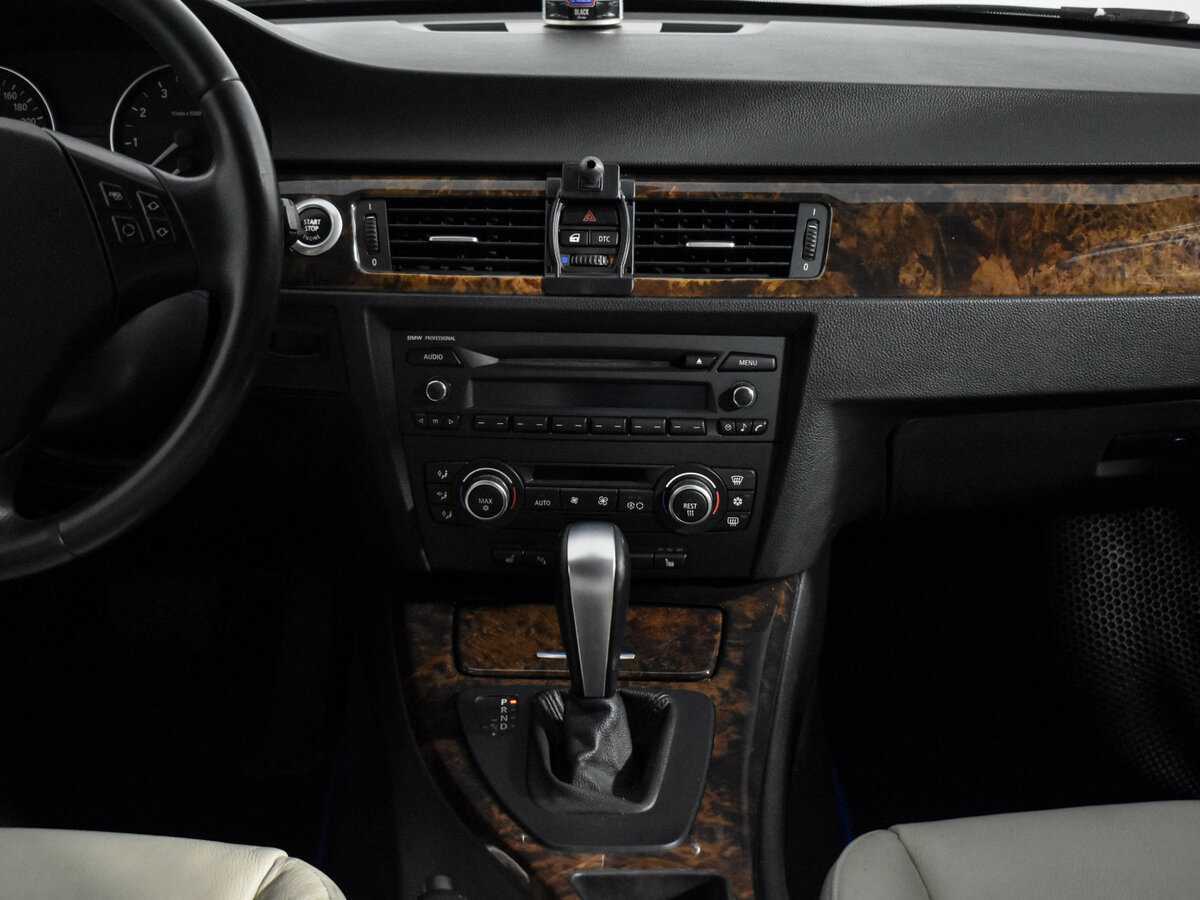 BMW 3 серии 325i, 2007 Фото №17