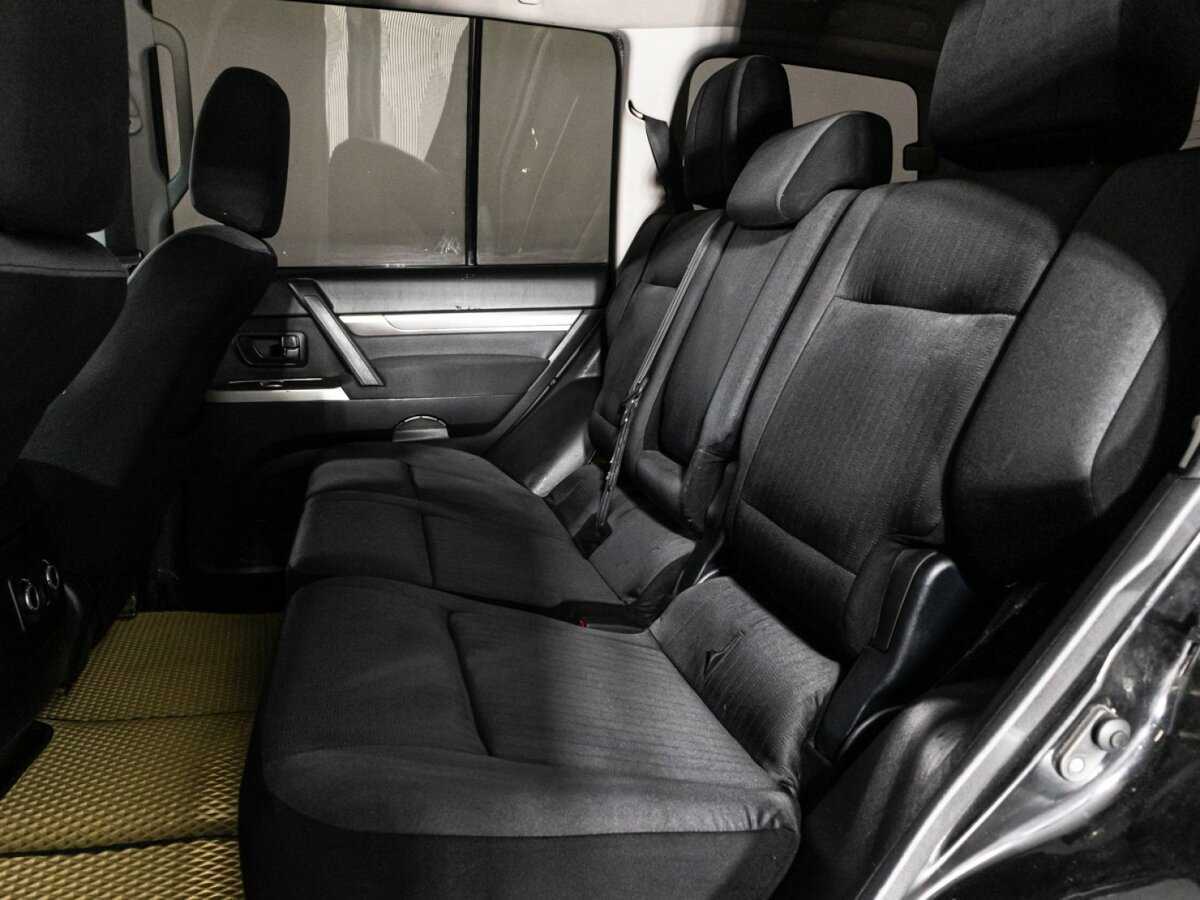 Mitsubishi Pajero, 2011 Фото №10