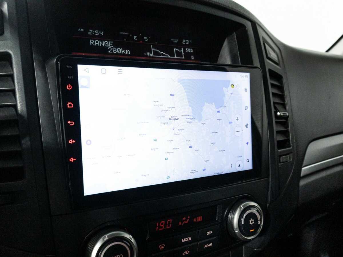 Mitsubishi Pajero, 2011 Фото №15