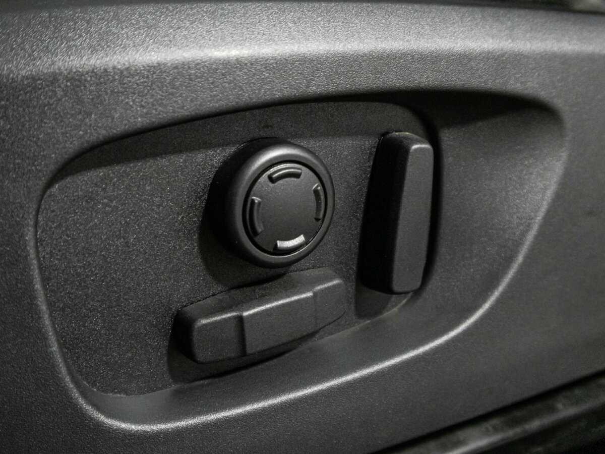 Land Rover Discovery Sport, 2017 Фото №17