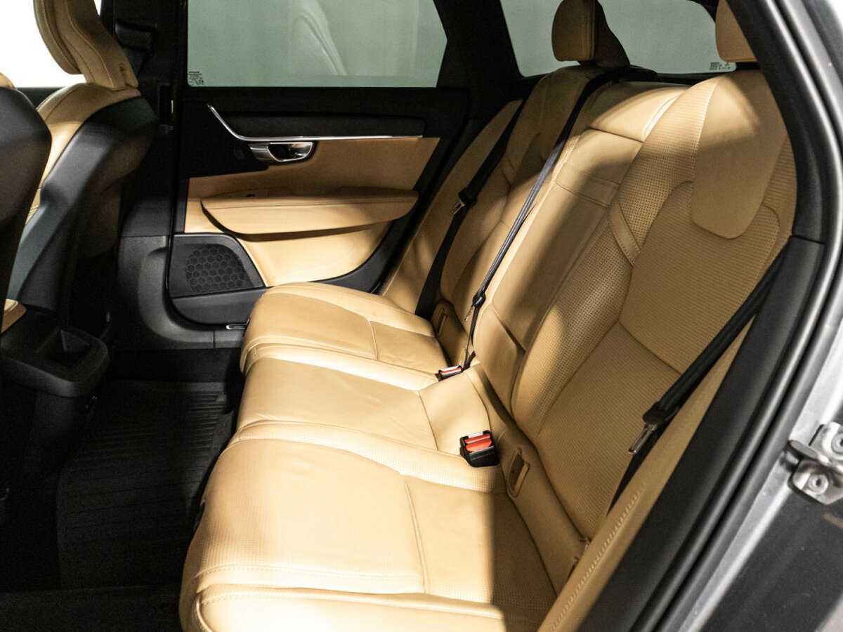 Volvo V90 Cross Country, 2019 Фото №10