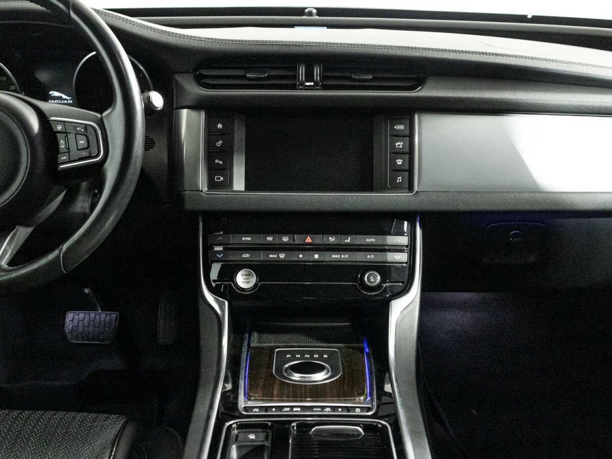 Jaguar XF, 2016 Фото №14