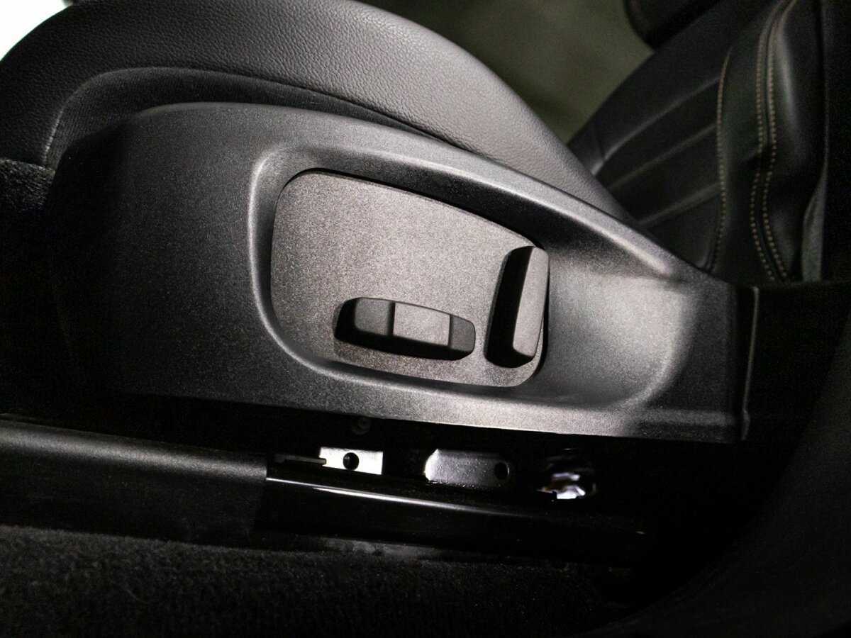 Jaguar F-Pace, 2017 Фото №22