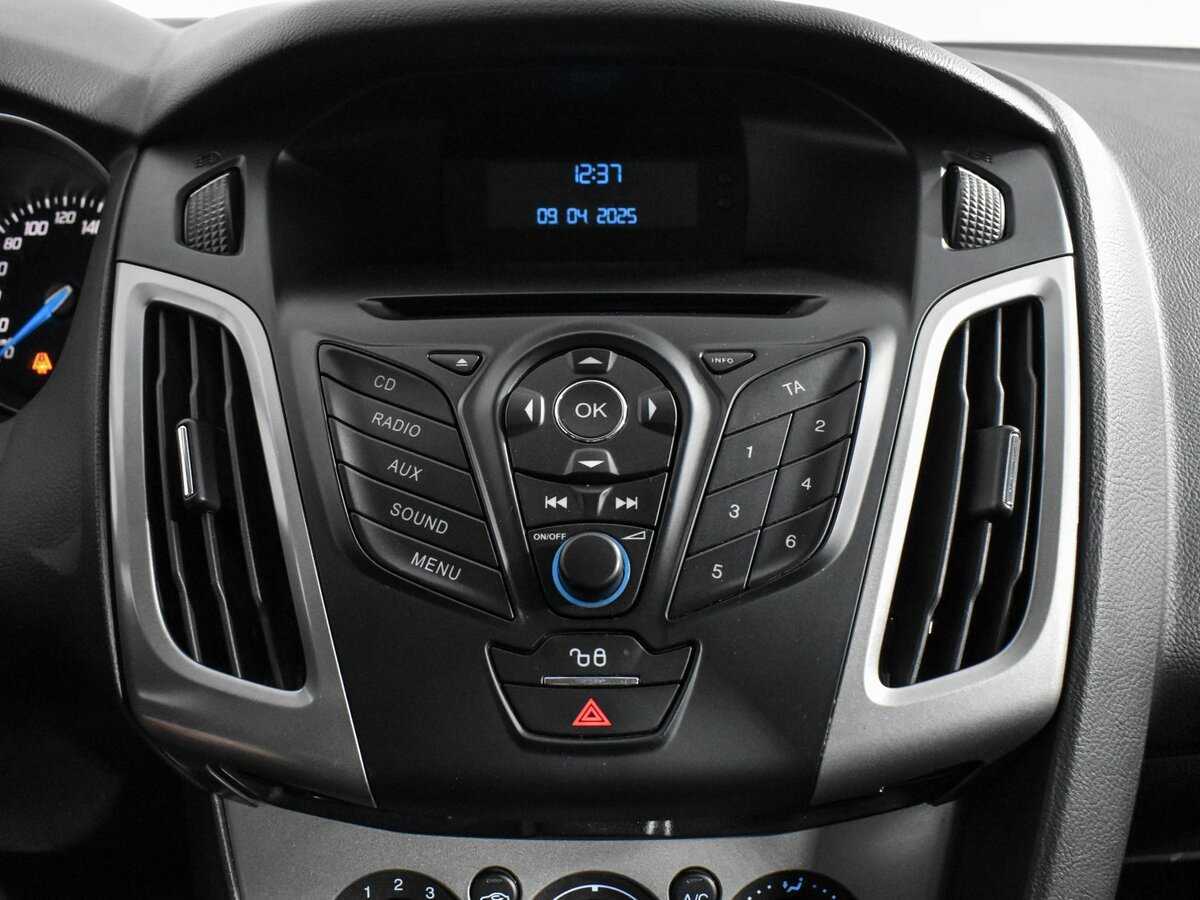 Ford Focus, 2015 Фото №16