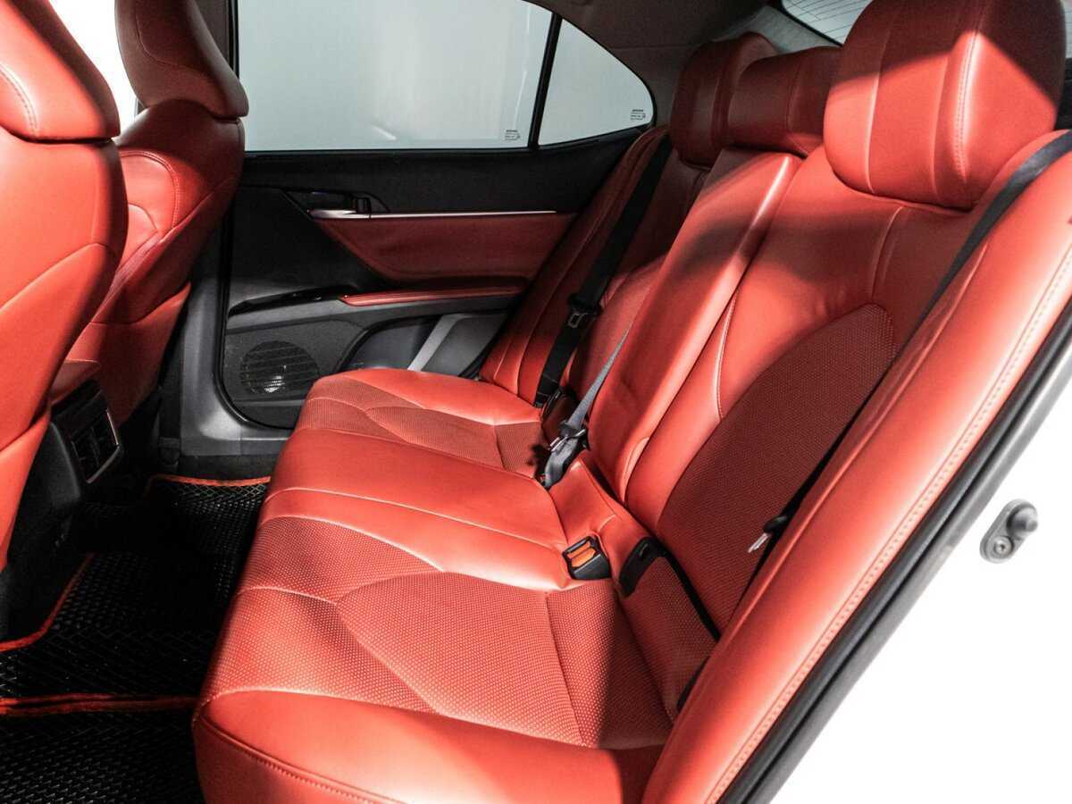 Toyota Camry, 2019 Фото №10