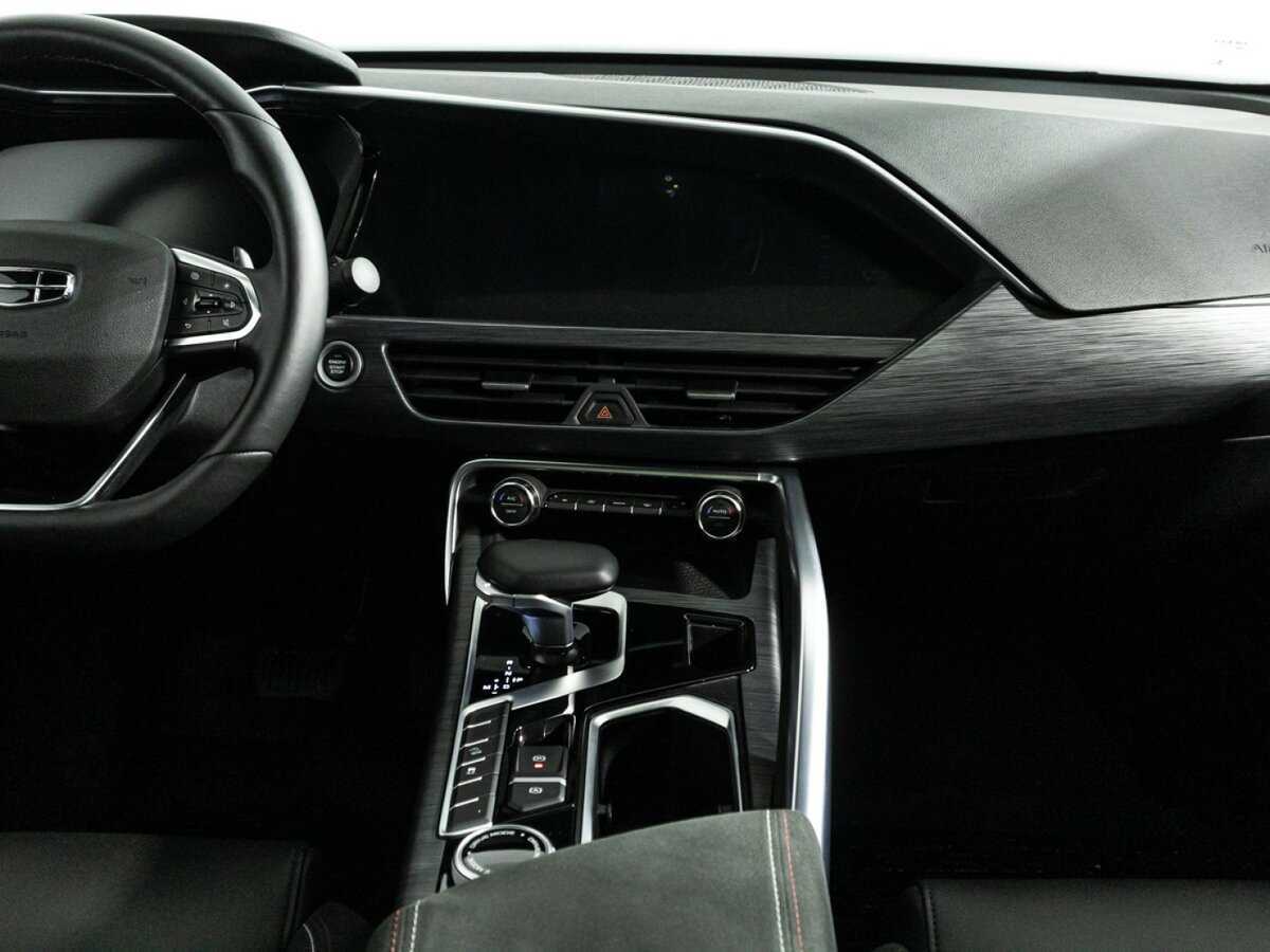 Geely Tugella, 2023 Фото №14