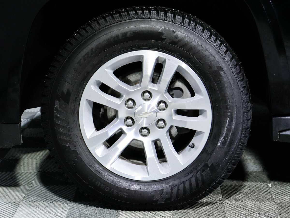 Chevrolet Tahoe, 2018 Фото №12