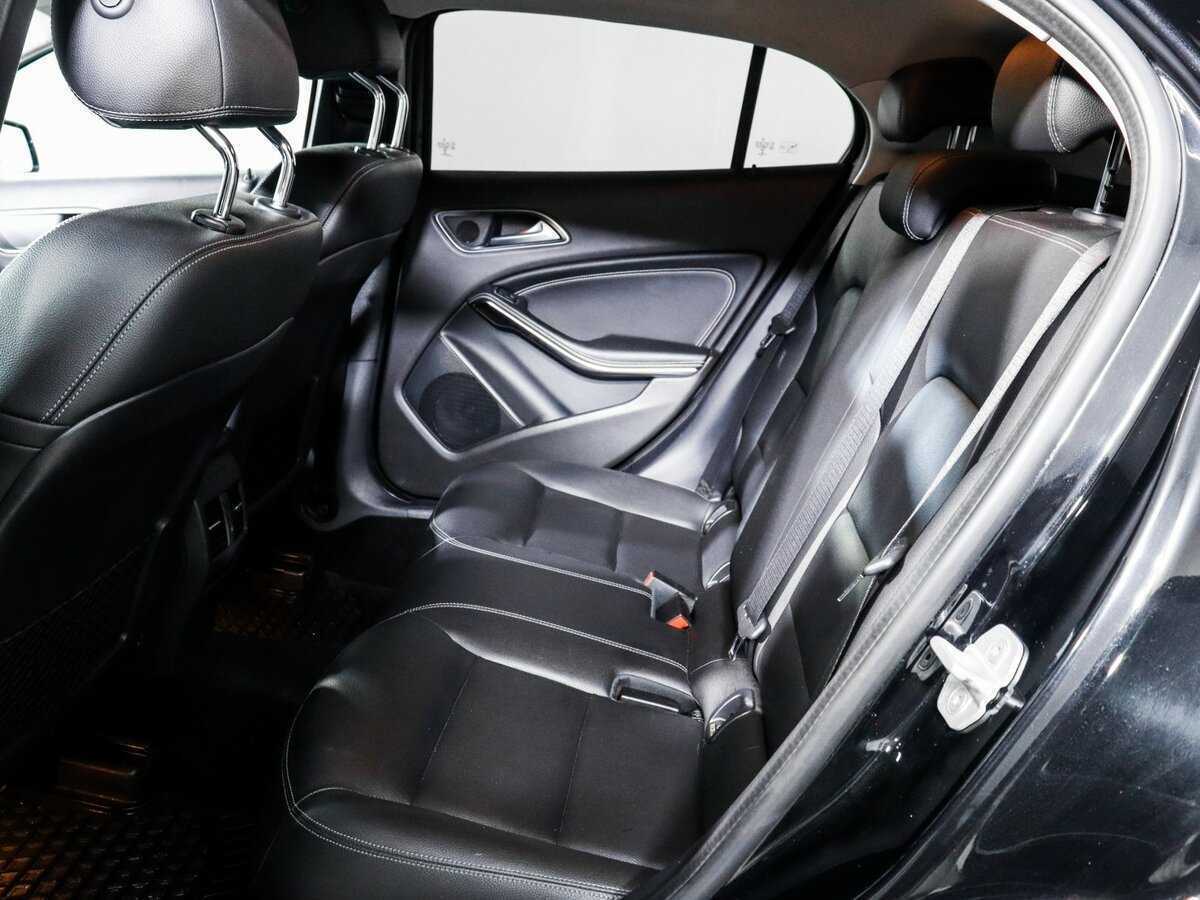 Mercedes-Benz GLA 200, 2017 Фото №10