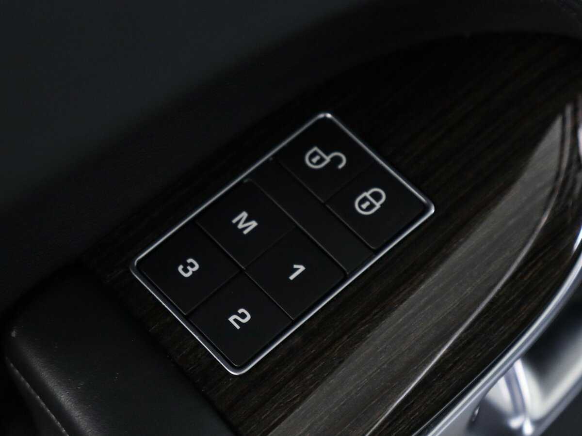 Land Rover Range Rover Sport, 2018 Фото №20