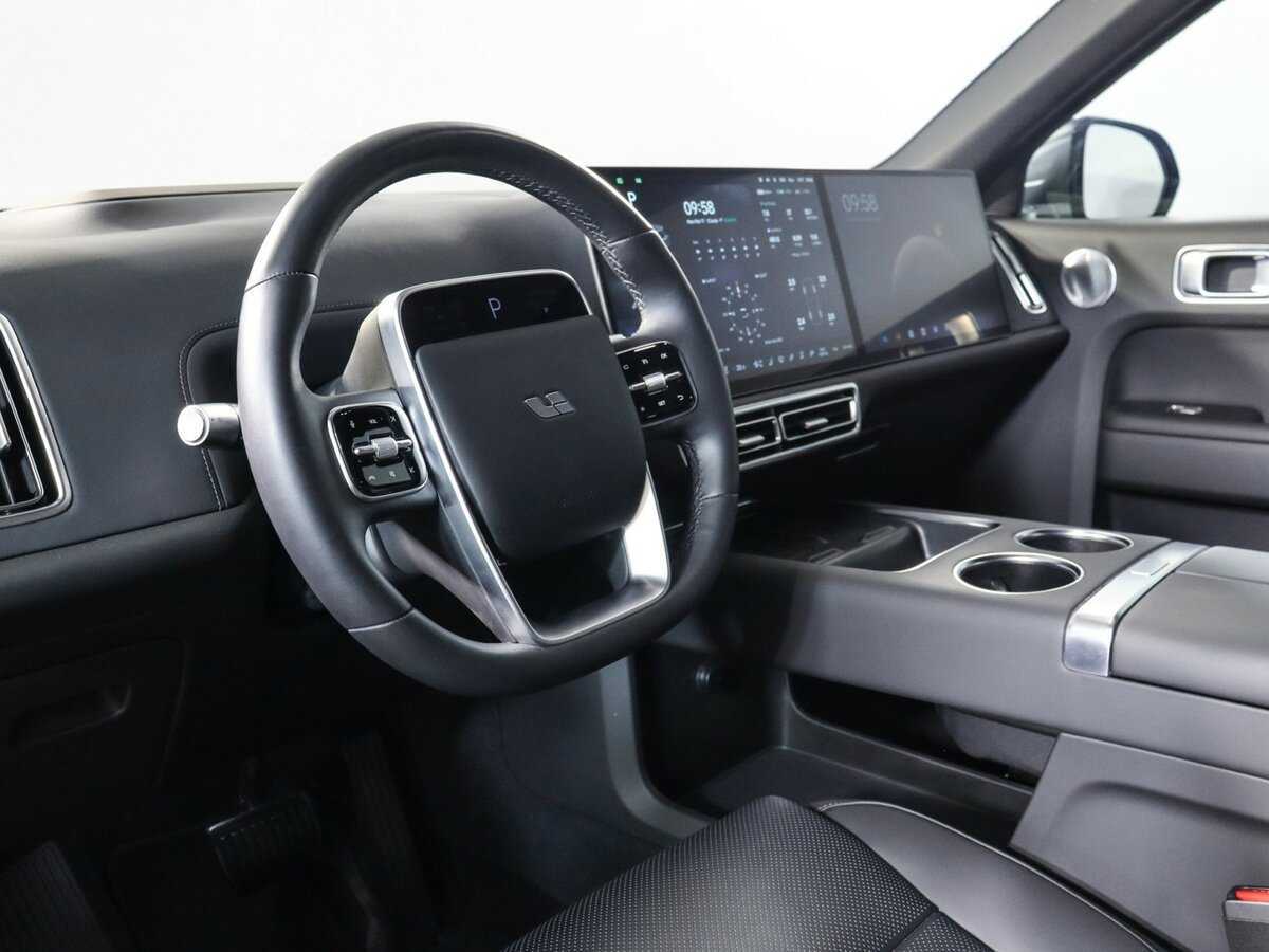 LiXiang L9 52.3 kWh, 2024 Фото №11