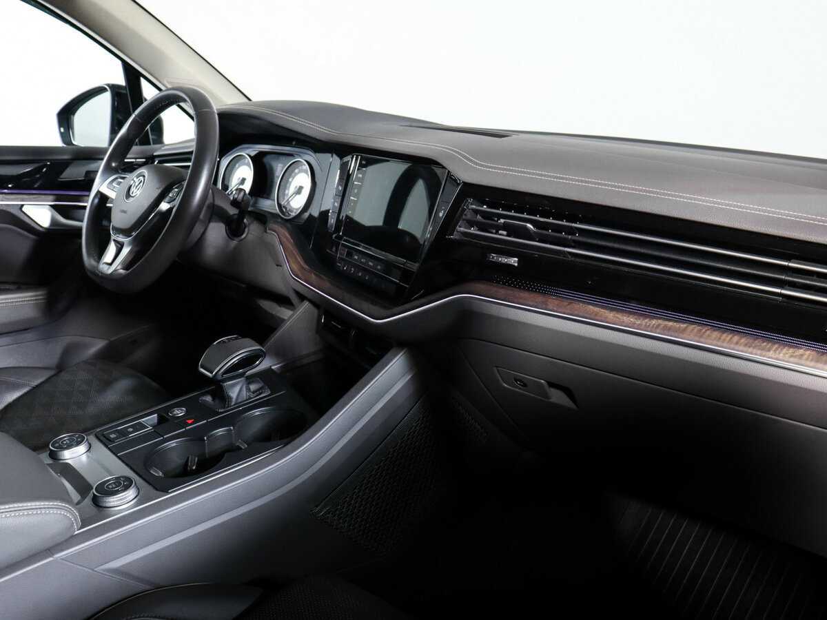 Volkswagen Touareg, 2020 - 67 068 км. | Фото №6