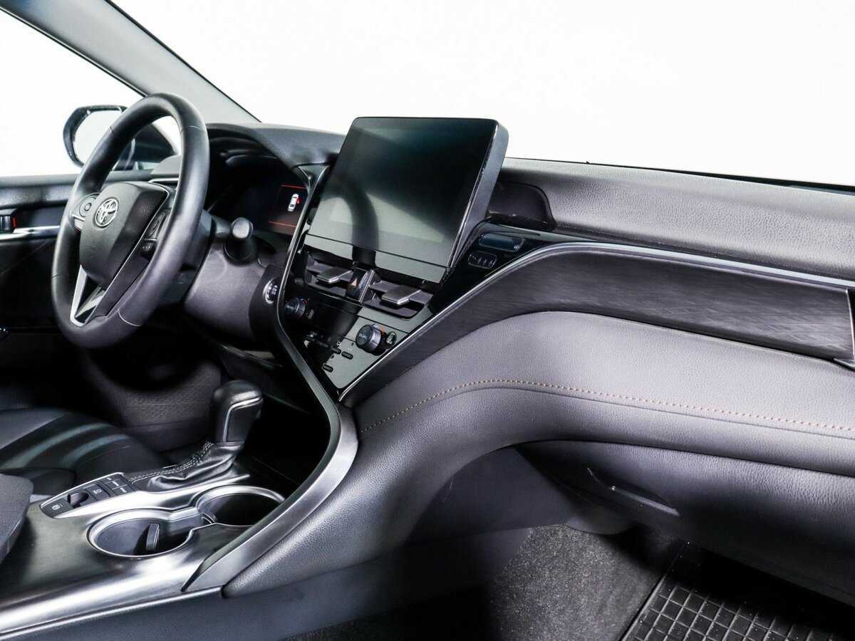 Toyota Camry, 2023 Фото №9