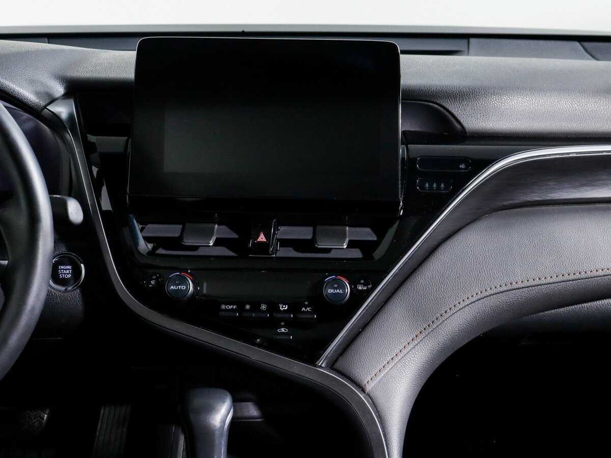 Toyota Camry, 2023 Фото №13