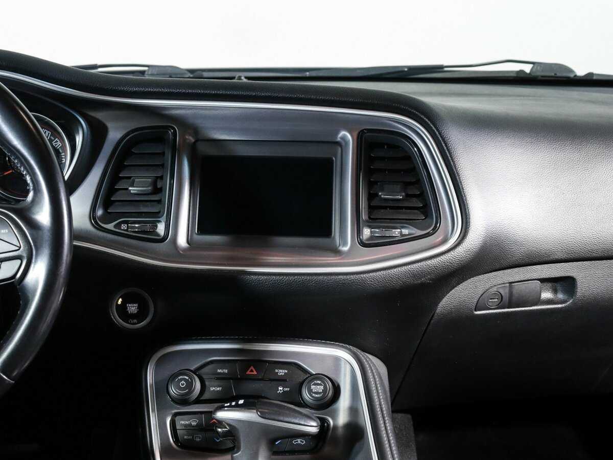 Dodge Challenger, 2019 Фото №10