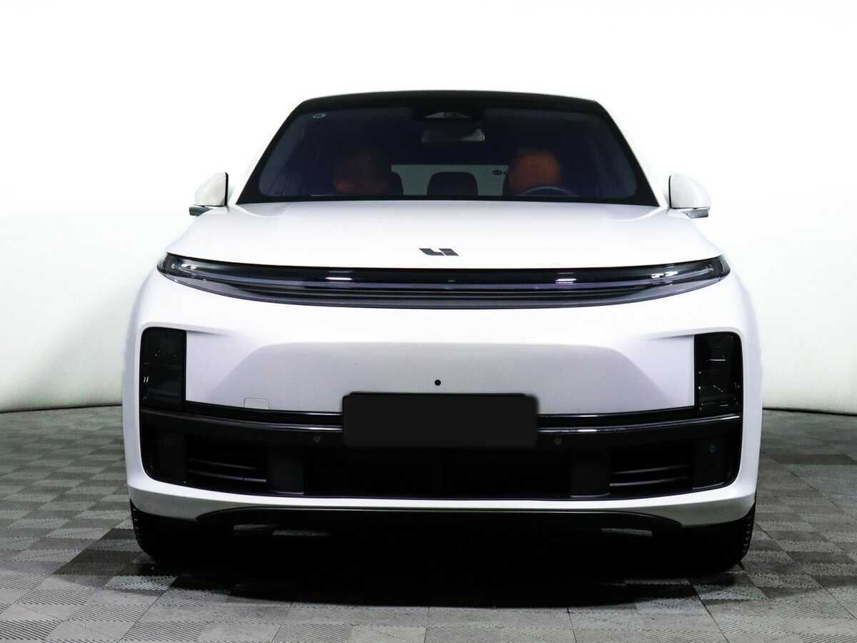 LiXiang L7 42.8 kWh, 2024 - 3 855 км. | Фото №2
