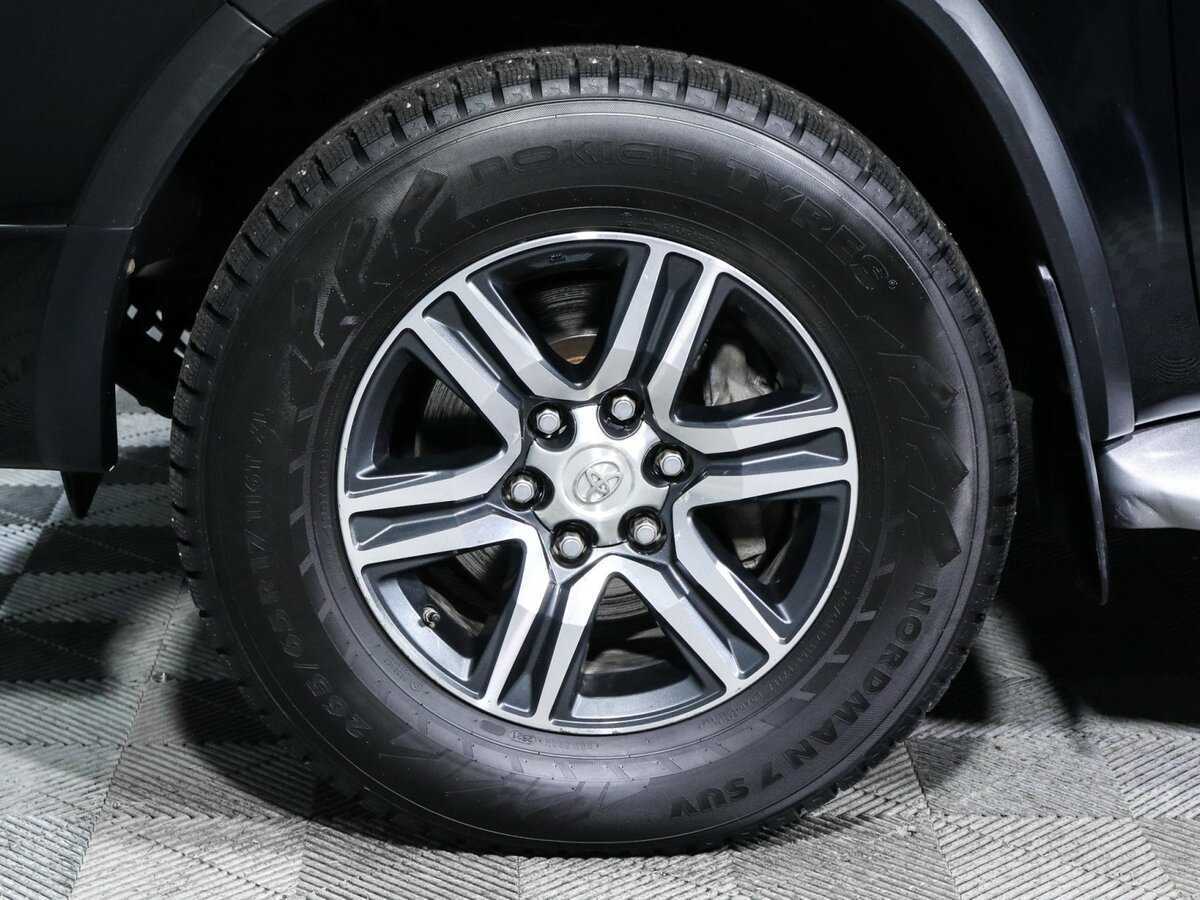 Toyota Fortuner, 2019 Фото №12