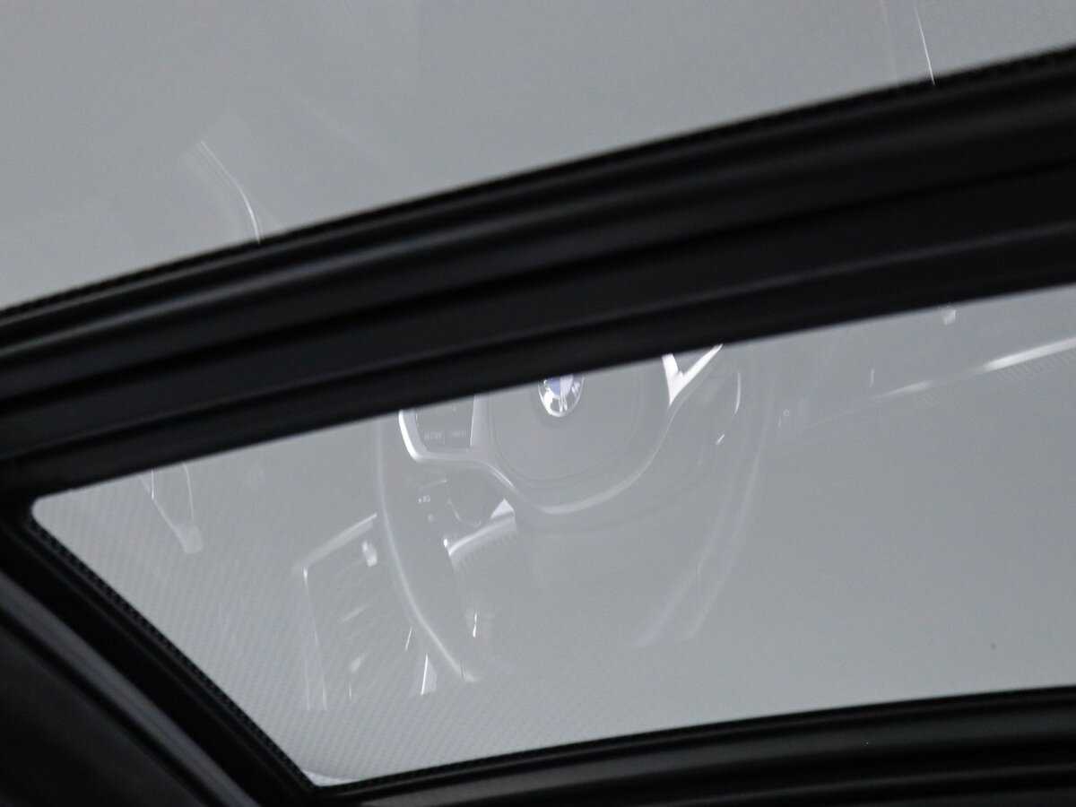 BMW X7 M60i, 2023 Фото №15