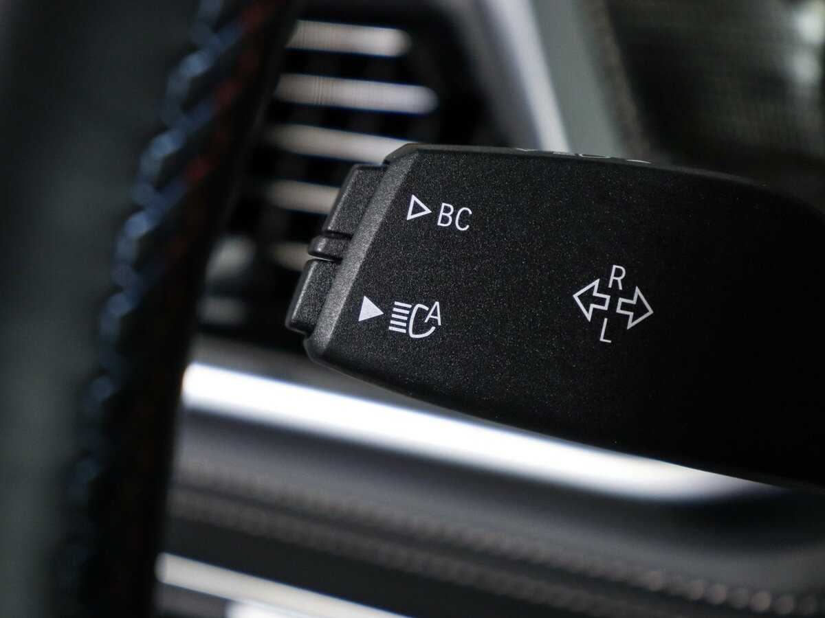 BMW X7 M60i, 2023 Фото №24