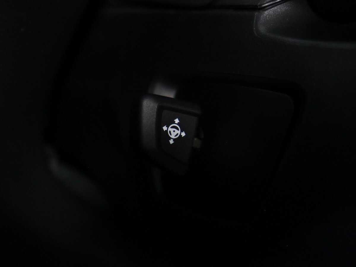 BMW X7 M60i, 2023 Фото №27