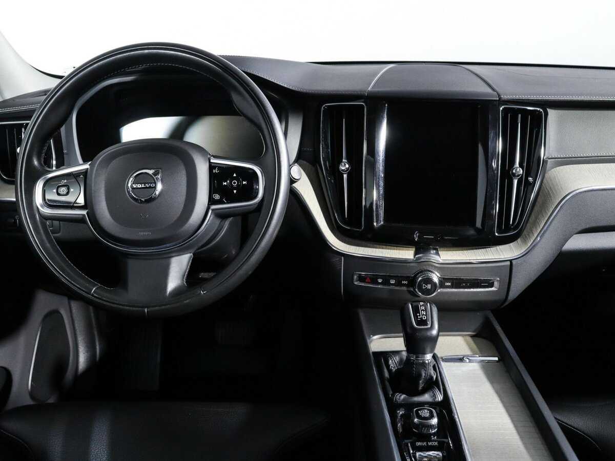 Volvo XC60, 2020 Фото №9